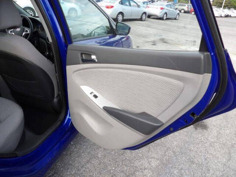 2012 Hyundai Accent GLS