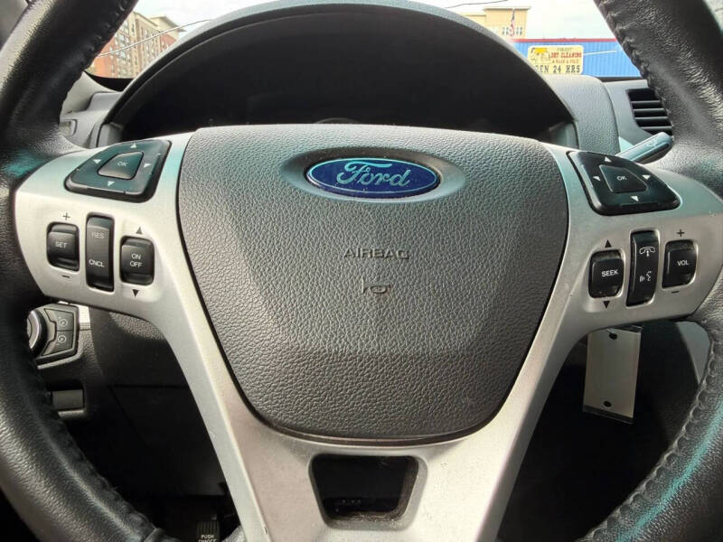 2012 Ford Explorer XLT