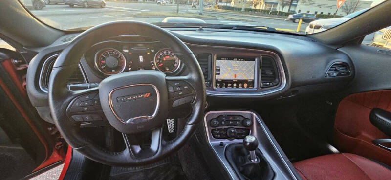 2016 Dodge Challenger R/T Scat Pack