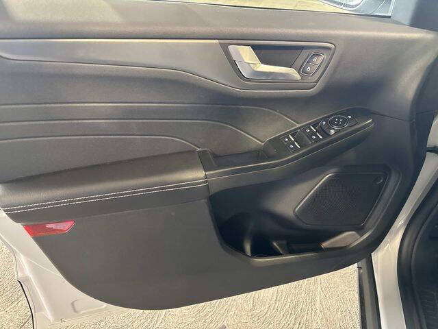 2025 Ford Escape Plug-In Hybrid PHEV