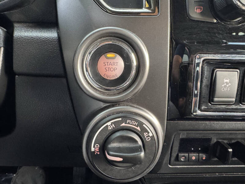 2017 Nissan Titan Platinum Reserve