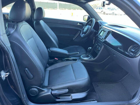 2016 Volkswagen Beetle 1.8T Classic PZEV