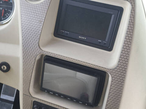 2013 Winnebago Journey