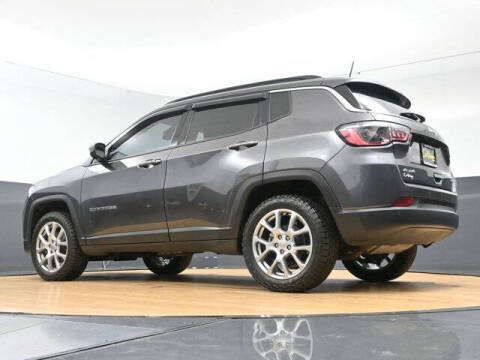 2022 Jeep Compass Latitude Lux