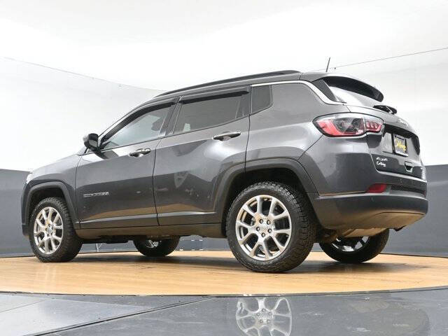 2022 Jeep Compass Latitude Lux
