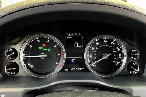 2020 Toyota Land Cruiser