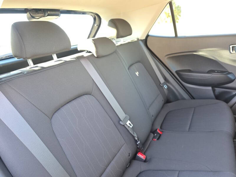 2023 Hyundai Venue SE