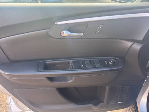 2012 Chevrolet Traverse LT