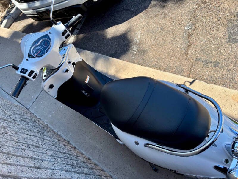 2025 Lance Havana Classic 200i