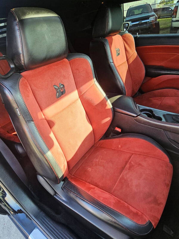 2016 Dodge Challenger R/T Scat Pack