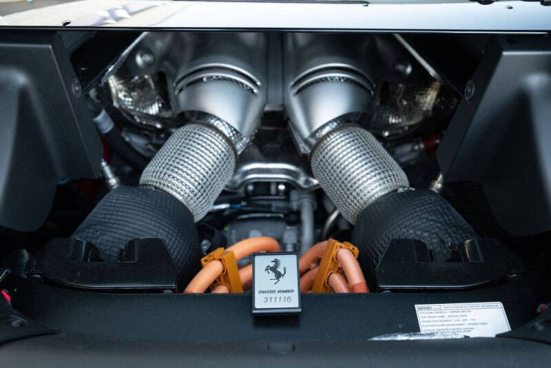 2024 Ferrari 296 GTS