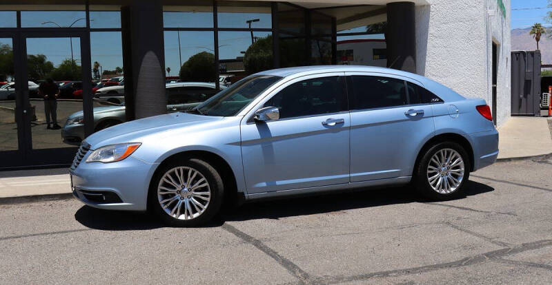 2013 Chrysler 200 Limited