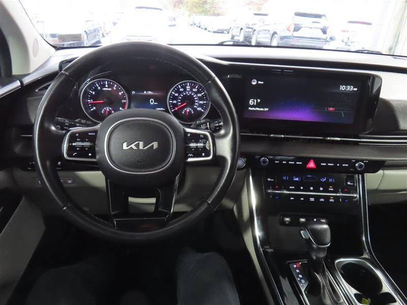 2022 Kia Carnival SX