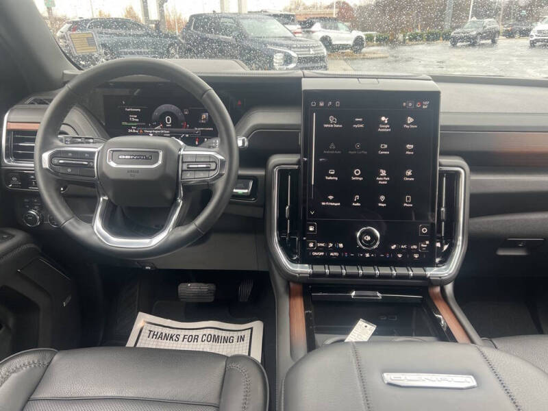 2025 GMC Yukon Denali