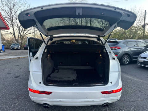 2017 Audi Q5 2.0T quattro Premium Plus