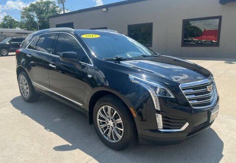 2017 Cadillac XT5 for sale at Tigerland Motors in Sedalia MO