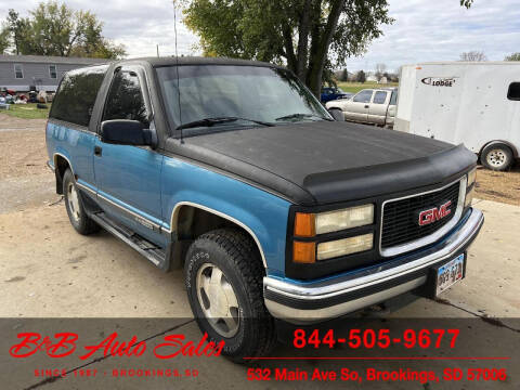 1992 GMC Yukon for sale at B & B Auto Sales in Brookings SD