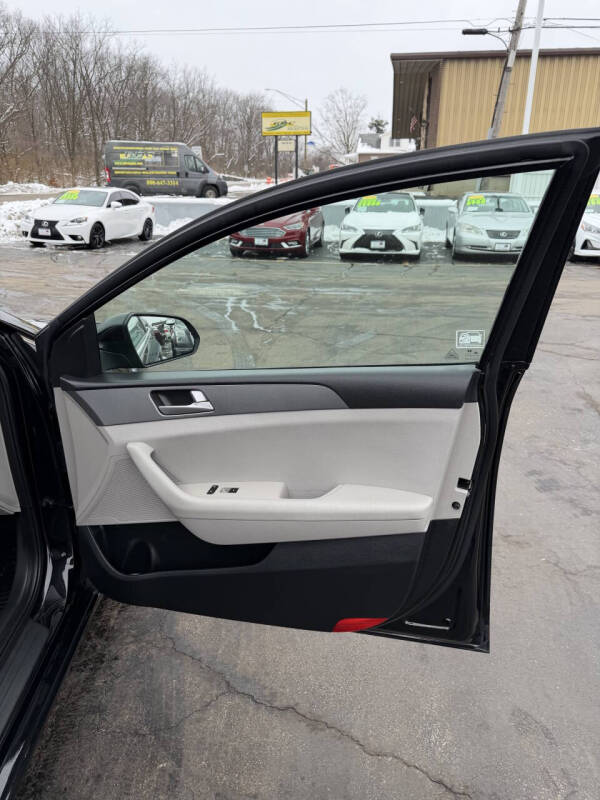 2016 Hyundai Sonata SE