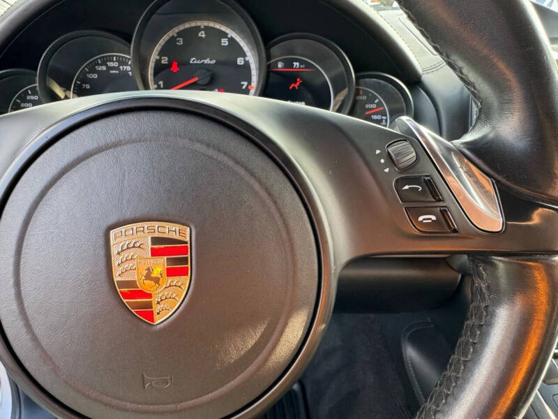 2012 Porsche Cayenne Turbo