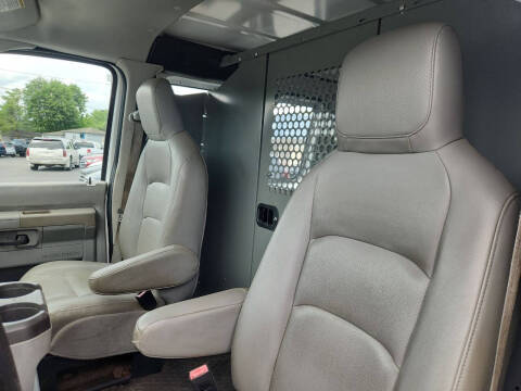 2009 Ford E-Series E-150
