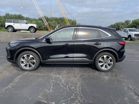 2024 Ford Escape Hybrid Platinum