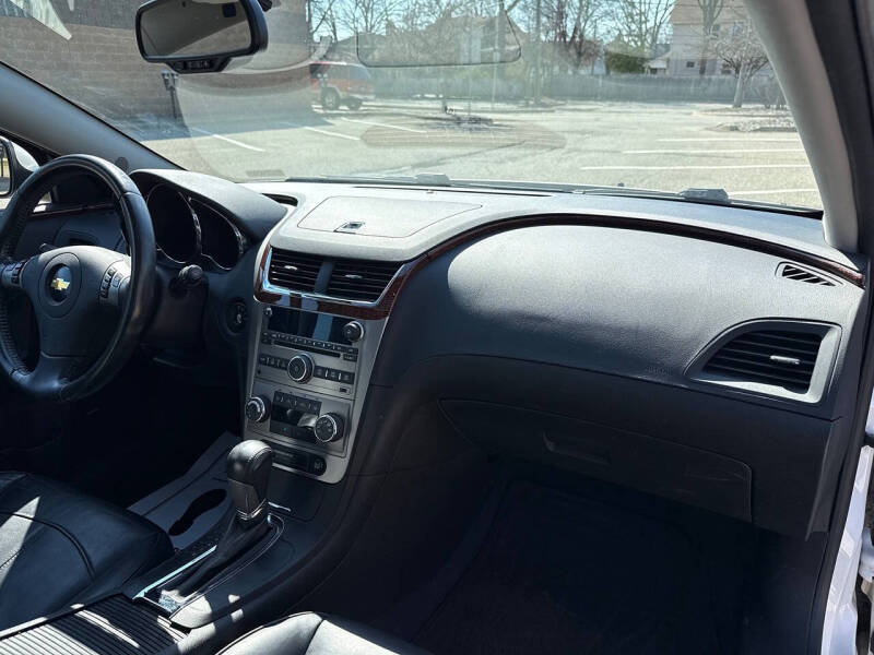 2011 Chevrolet Malibu LTZ