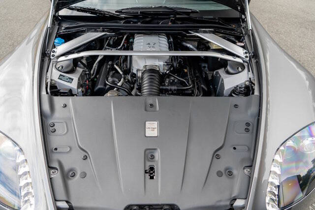 2011 Aston Martin V8 Vantage N420