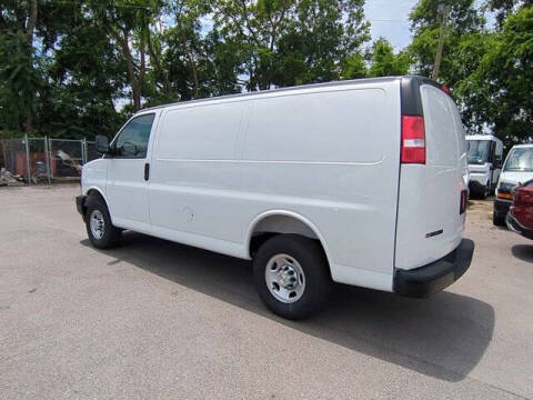 2025 Chevrolet Express 2500