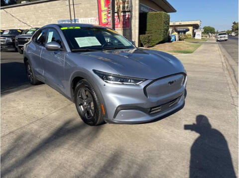 2022 Ford Mustang Mach-E Select