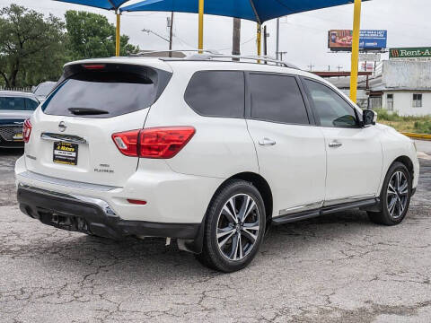 2017 Nissan Pathfinder