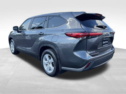 2023 Toyota Highlander Hybrid LE