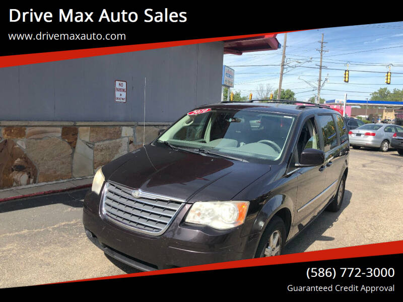 2010 Chrysler Town and Country for sale at Drive Max Auto Sales in Warren MI