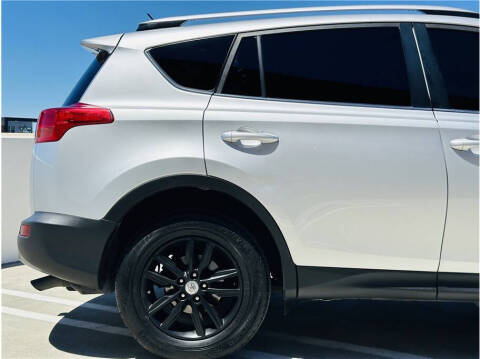 2014 Toyota RAV4 LE
