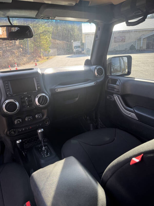 2013 Jeep Wrangler Unlimited Sahara