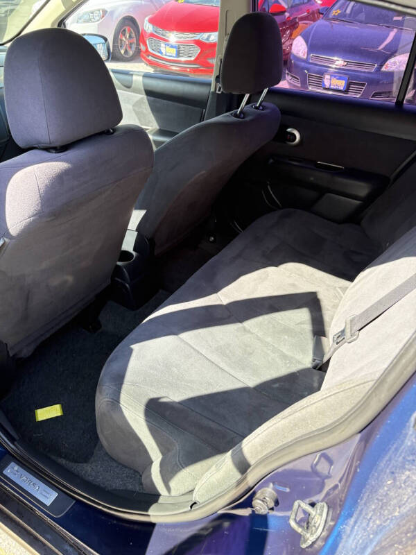 2008 Nissan Versa 1.8 S