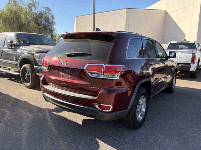 2016 Jeep Grand Cherokee Laredo