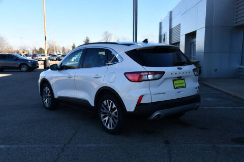2021 Ford Escape Hybrid Titanium