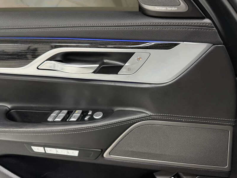 2018 BMW 7 Series 750i