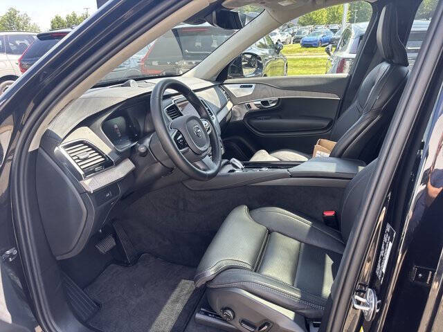 2024 Volvo XC90 B6 Ultimate Bright Theme 7P