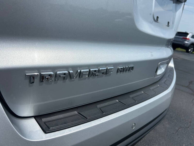 2017 Chevrolet Traverse LT