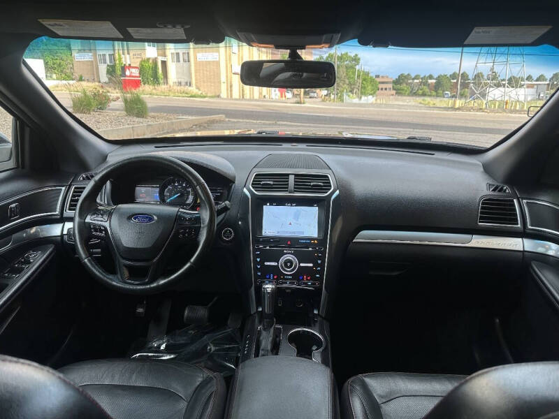 2017 Ford Explorer Sport