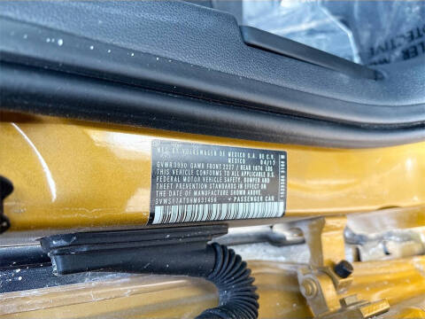 2017 Volkswagen Beetle 1.8T Dune