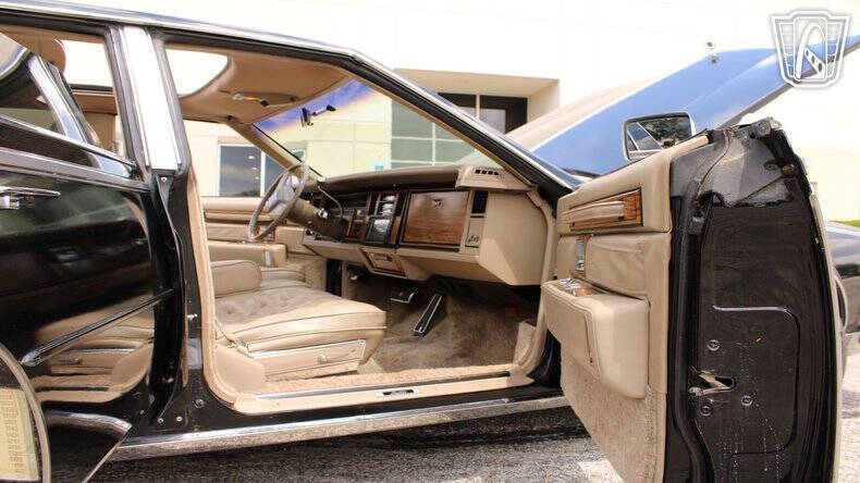 1985 Cadillac Seville