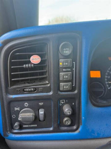 2002 Chevrolet Suburban 1500 LT