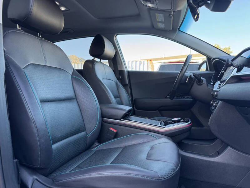 2022 Kia Niro EV EX Premium