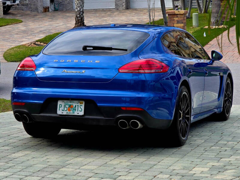 2015 Porsche Panamera S E-Hybrid