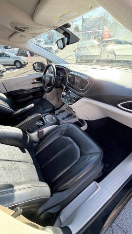 2018 Chrysler Pacifica Touring L