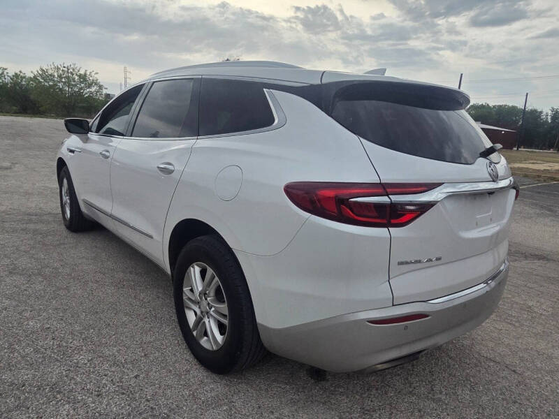 2021 Buick Enclave Essence