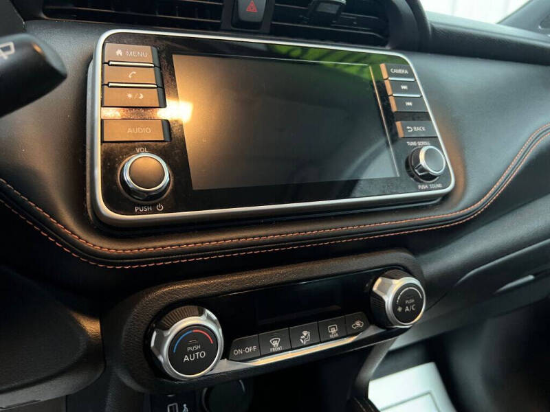 2018 Nissan Kicks SR