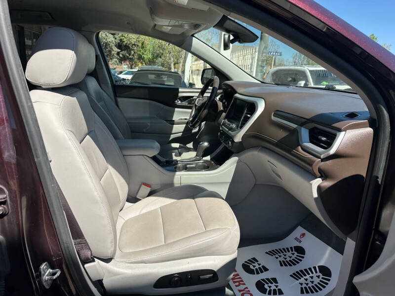 2017 GMC Acadia SLT-2